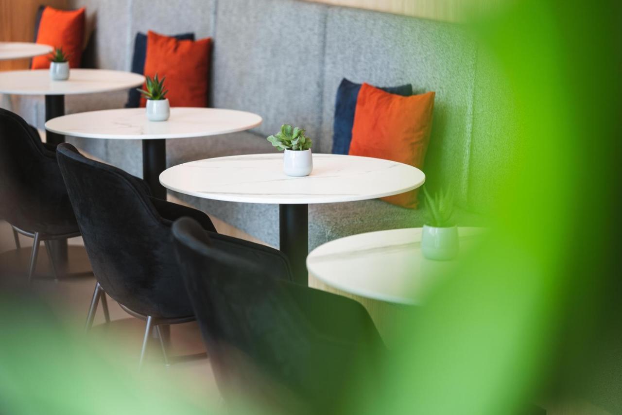 Grefis Hotel 格雷弗尔芬 外观 照片